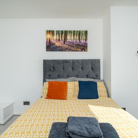 Private Room In London Enfield With Parking 外观 照片