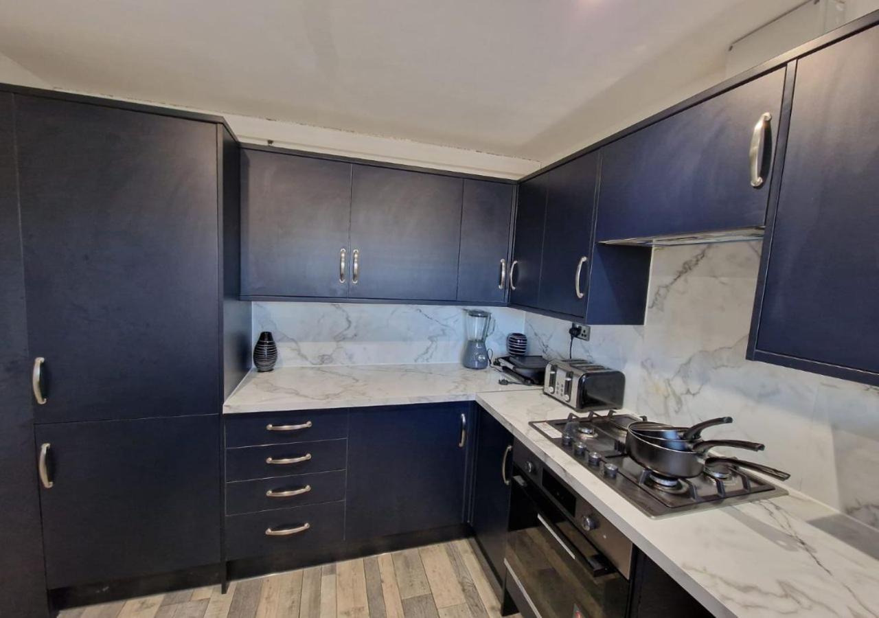 Private Room In London Enfield With Parking 外观 照片