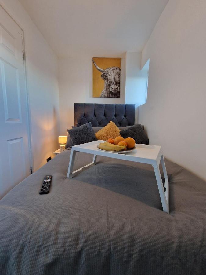 Private Room In London Enfield With Parking 外观 照片